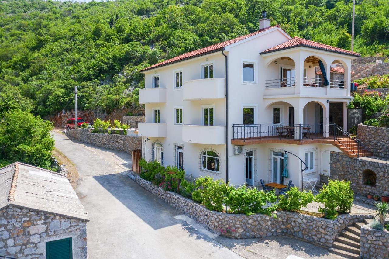 Dora Apartment Senj  Extérieur photo